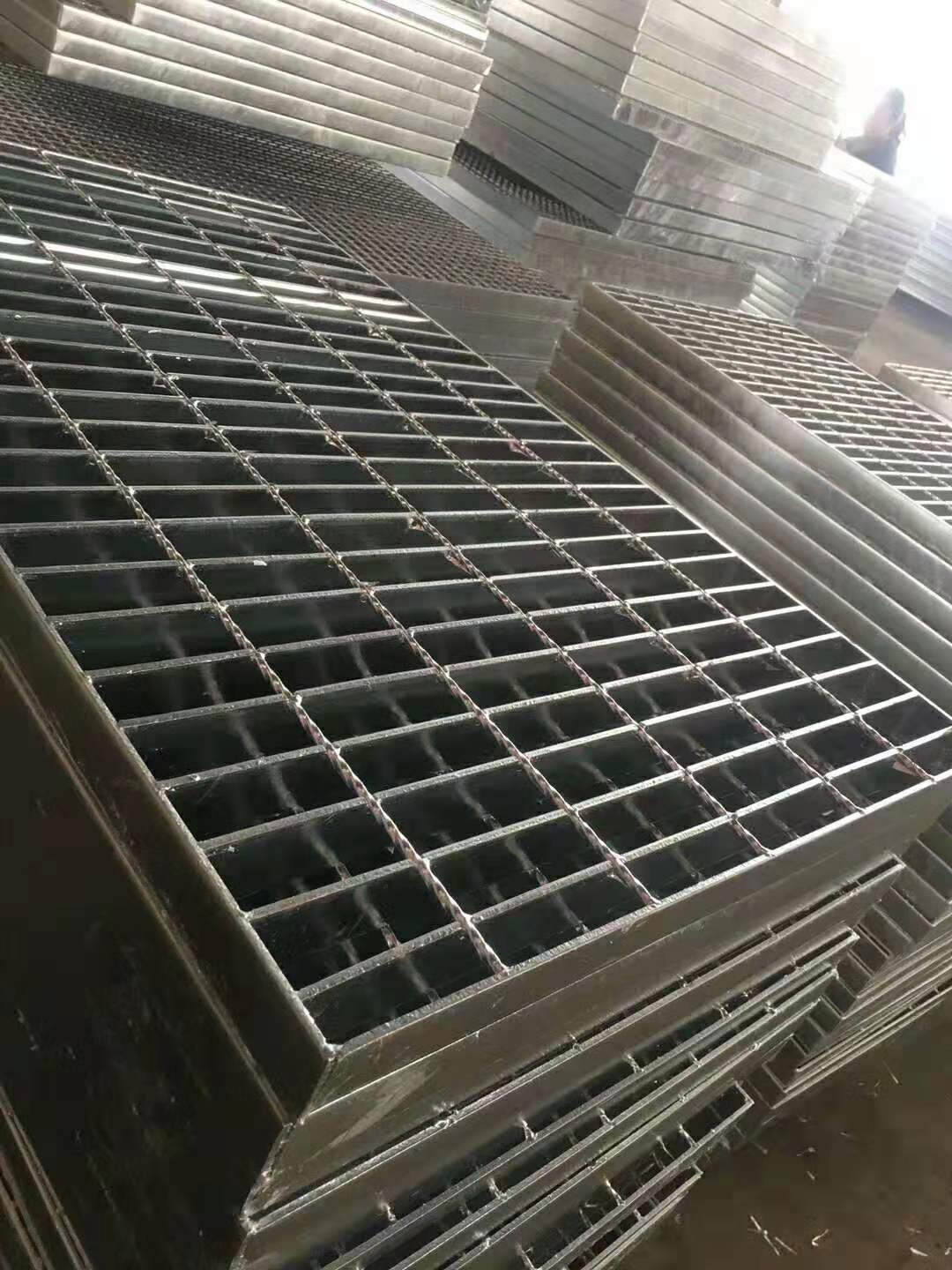 鍍鋅格柵板 鍍鋅格柵板