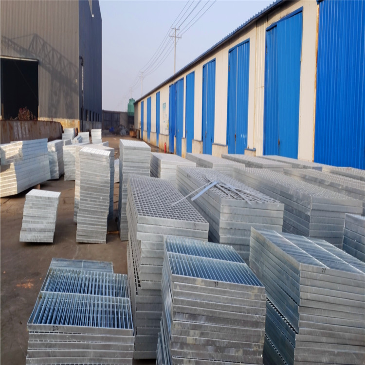 鍍鋅格柵板.jpg 鍍鋅格柵板.jpg