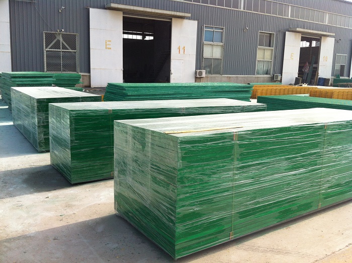 玻璃鋼格柵蓋板.jpg 玻璃鋼格柵蓋板.jpg