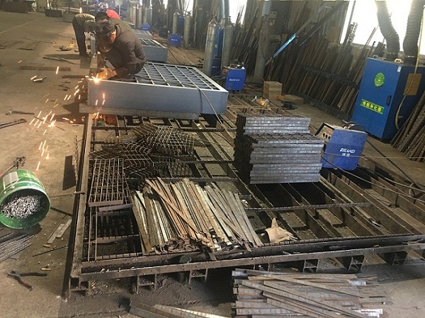 插接鋼格板.jpg 插接鋼格板.jpg